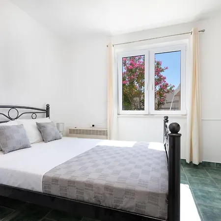 Maya S Mit Terrasse By Interhome