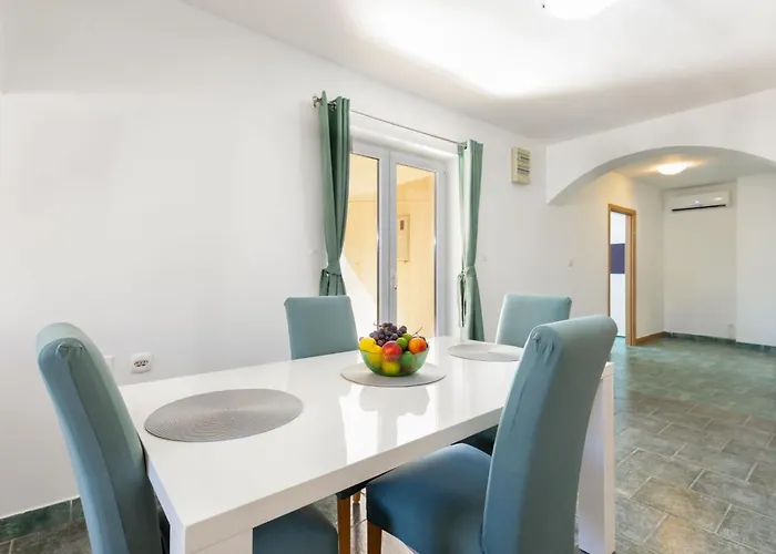 Maya S Mit Terrasse By Interhome Rogoznica (Sibenik-Knin)