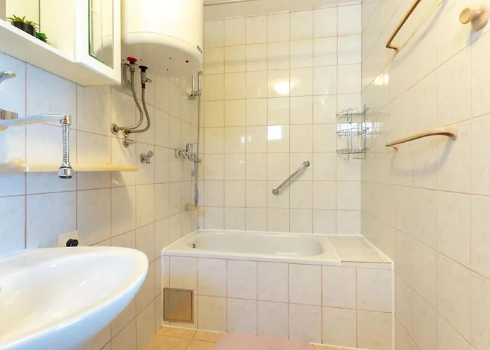 Apartment Maya S Mit Terrasse By Interhome Rogoznica (Sibenik-Knin)