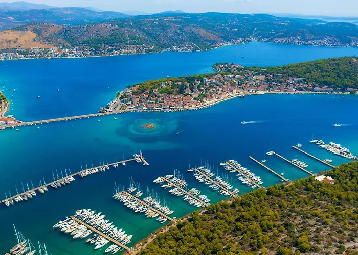 דירה Maya S Mit Terrasse By Interhome רוגוזניצה